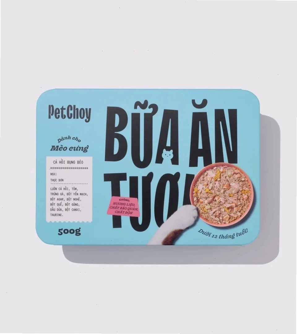 Cận cảnh thành phần dinh dưỡng của pate cá hồi cho mèo