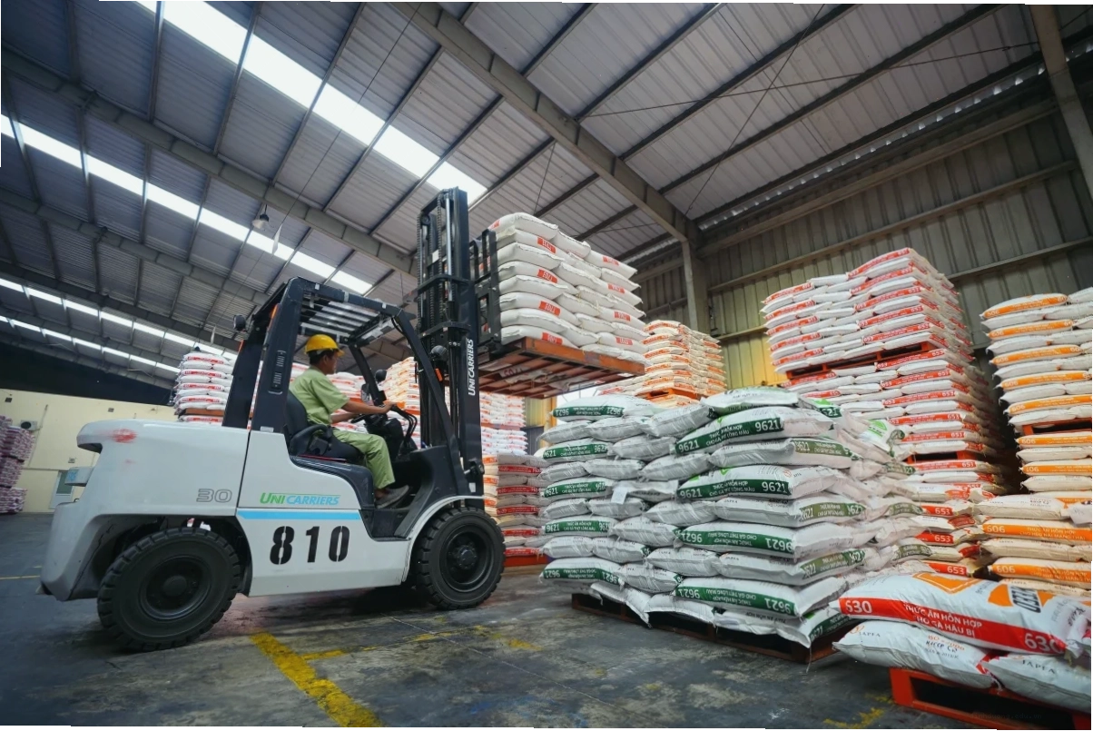 Sản phẩm Cám Japfa cho gà thịt và gà đẻ